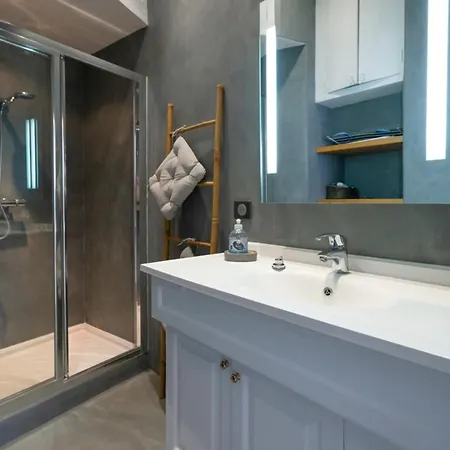 아파트 Modern 2-br In The Heart Of *