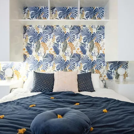 아파트 Modern 2-br In The Heart Of